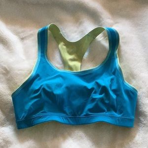 NWOT new balance NB reversible sports bra -strong